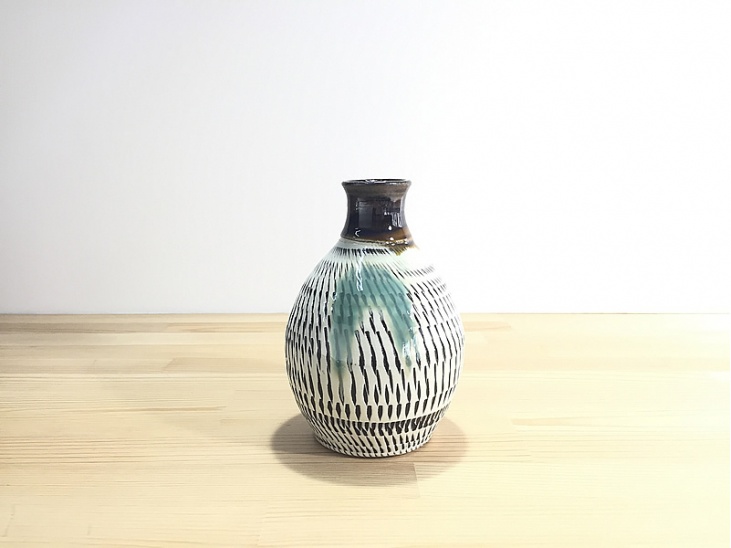 2合徳利 飛び鉋(とびかんな)打ち掛け ｜酒(ぐい呑・猪口・徳利)｜おん