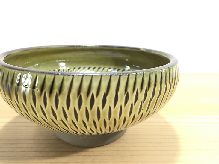 割引中】4寸小鉢 飛び鉋(とびかんな) 緑｜すり・小鉢・深皿・深鉢