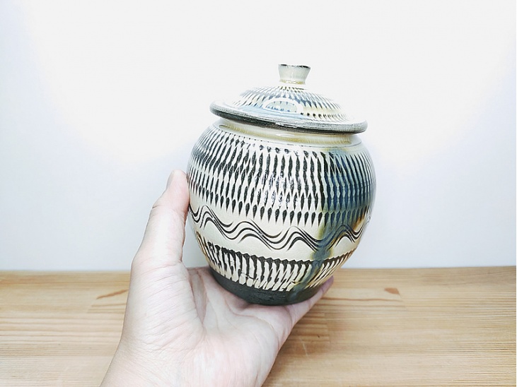 割引中】3合壺 飛び鉋(とびかんな)｜壺｜おんた家｜小鹿田焼の器、お