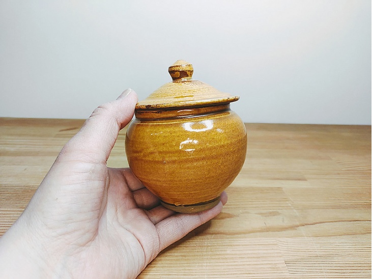 家宝の壺です、記念にいかがでしょうか うるか壺｜壺｜おんた家｜小鹿田焼の器、お皿、丼、湯呑み、茶碗