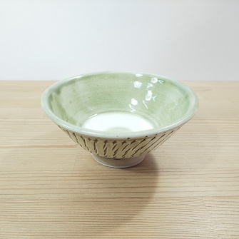 小鹿田焼の４寸茶碗　緑