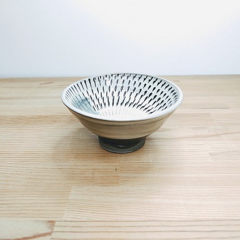 小鹿田焼の３．５寸小鉢